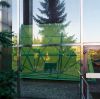 Licht unterm Scheffel, Hürth, 2001, gelbe Schaltafeln, grünes Gerüstnetz, Stahlprofile, 5,2 x 6,4 x 6,4 m